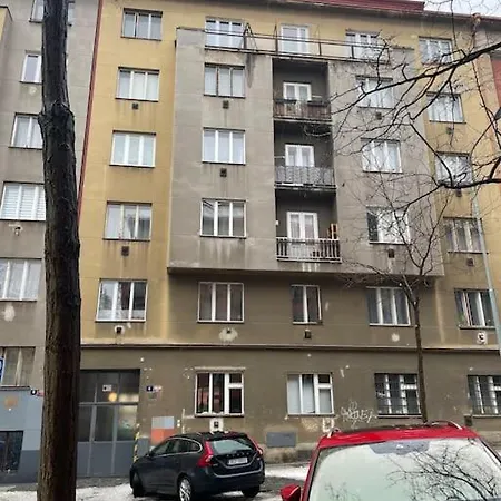J&y * Prague
